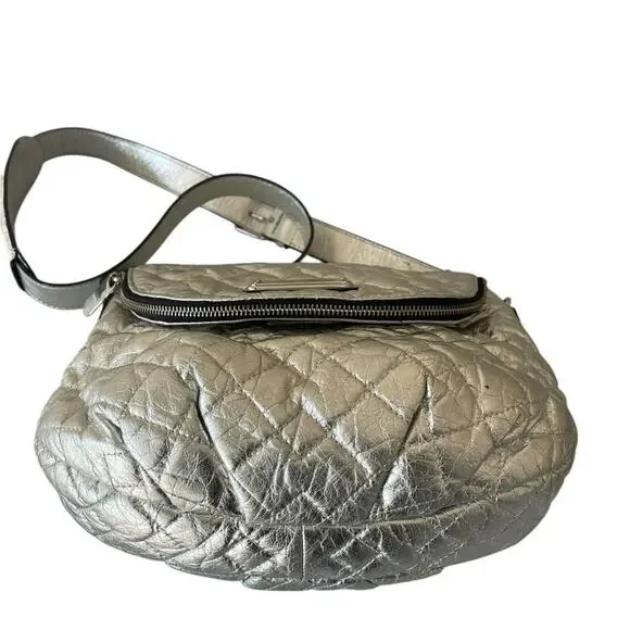 Marc by Marc Jacobs Silver Quilted Crossbody Bag - Picture 5 of 11